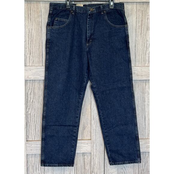 Wrangler Other - Wrangler Men Size 38x30 Rugged Wear Relax Fit Denim Jeans Outdoor Hiking